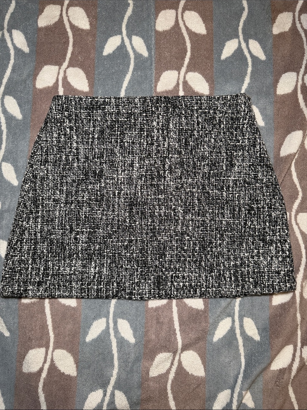 Abercrombie Scarlett Wool Herringbone Mini Skort